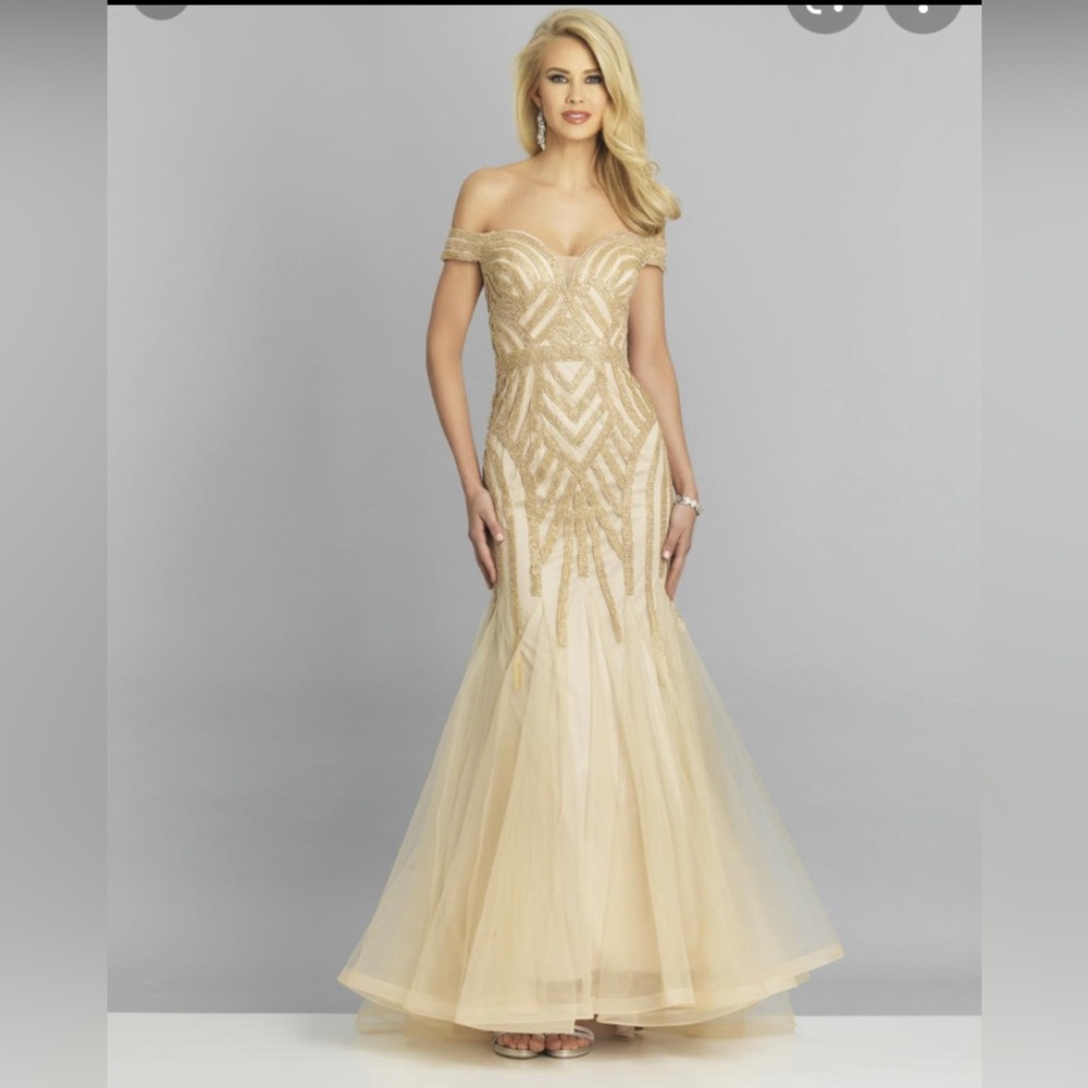 Dave & Johnny bedazzled mermaid gown. AS-IS no return.